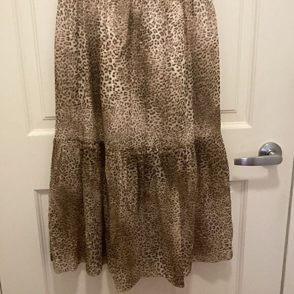 MonnaLisa Girls Maxi Dress in Animal Print with Ruffled Collar & Flower Size 12. - Picture 3 of 10